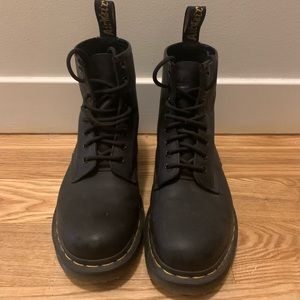 🖤Dr. Martens 1460 Smooth Leather Lace Up Boots🖤